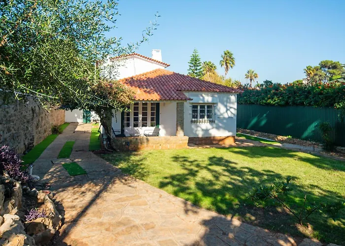 4-Bedroom House In Cascais, Near Guincho Beach